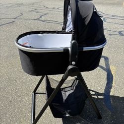 LIKE NEW Mockingbird Bassinet – Barely Used, Save $$$