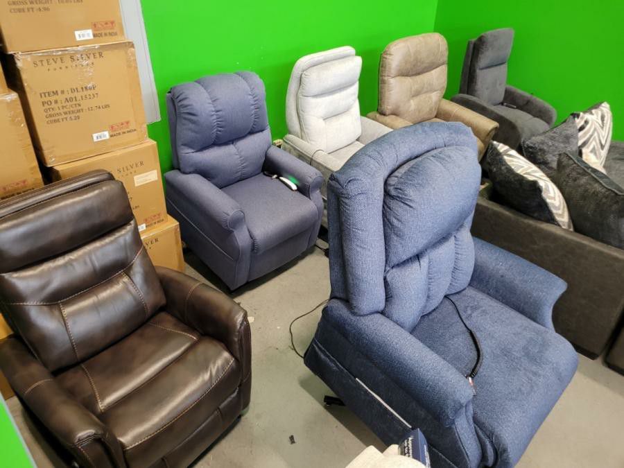 Lift Chair clearance! Happening now!