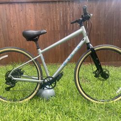Marin Kentfield 2 Gravel Bike Small