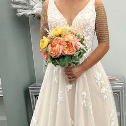 Brand New Wedding Dress 