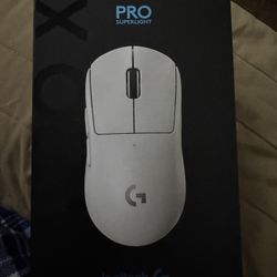 Pro Super light Logitech White  Gamer Mouse