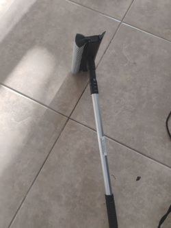 Window squeegee