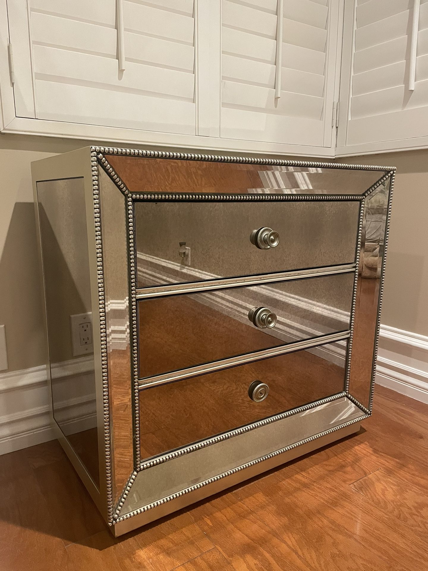 Z Gallery Night Stand