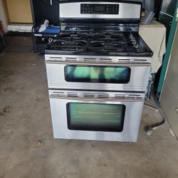 JENN-AIR Gas Range/Electric Oven