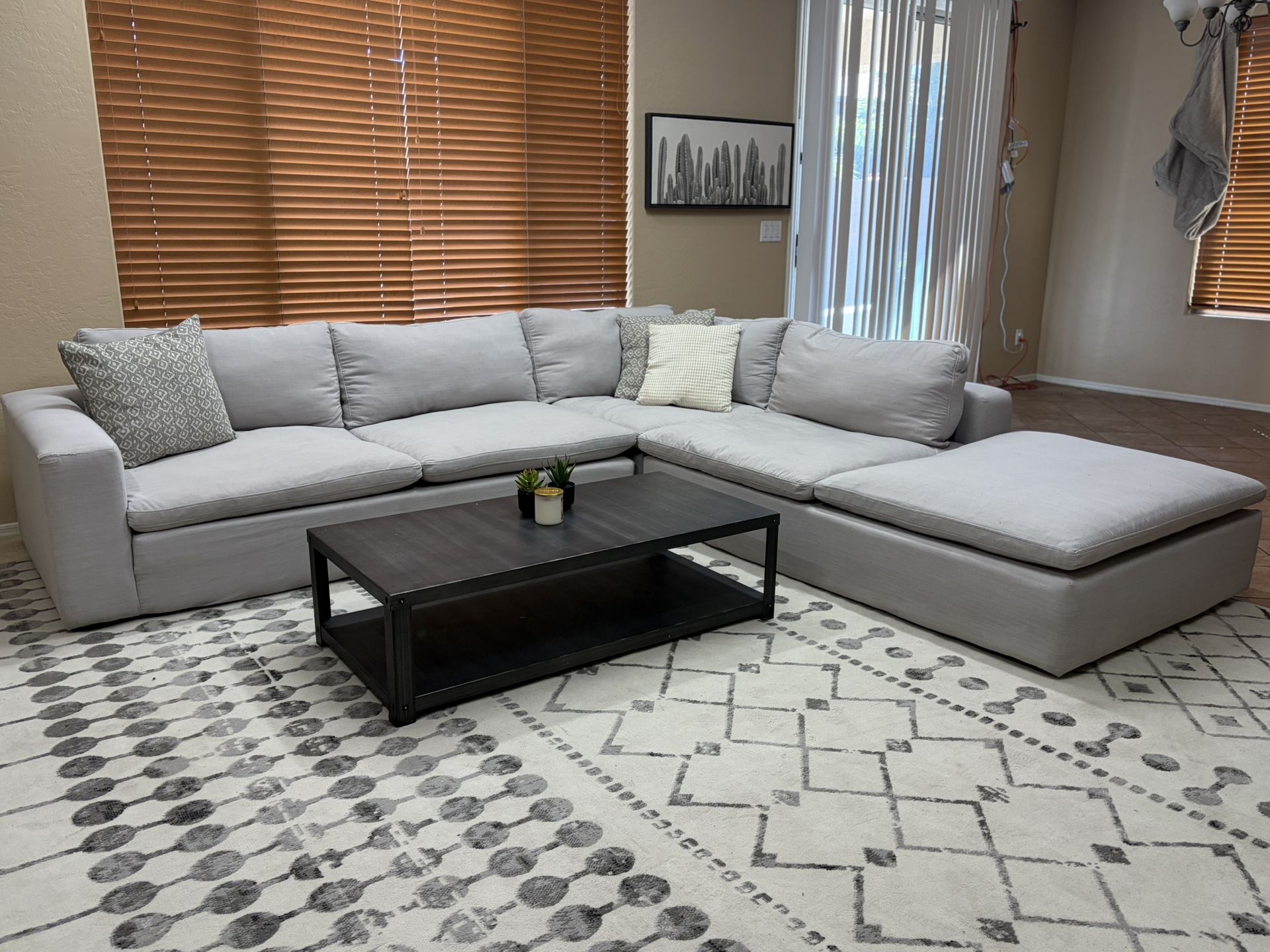 Living Spaces 3pc Utopia Down-Like Sectional w Chaise