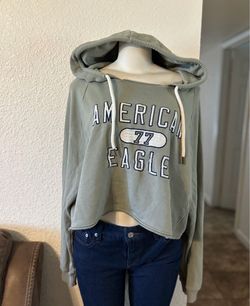 Women’s Large Sweater (crop) American eagle