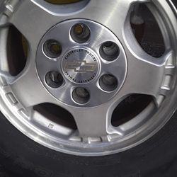 Rines chevrolet con llantas 