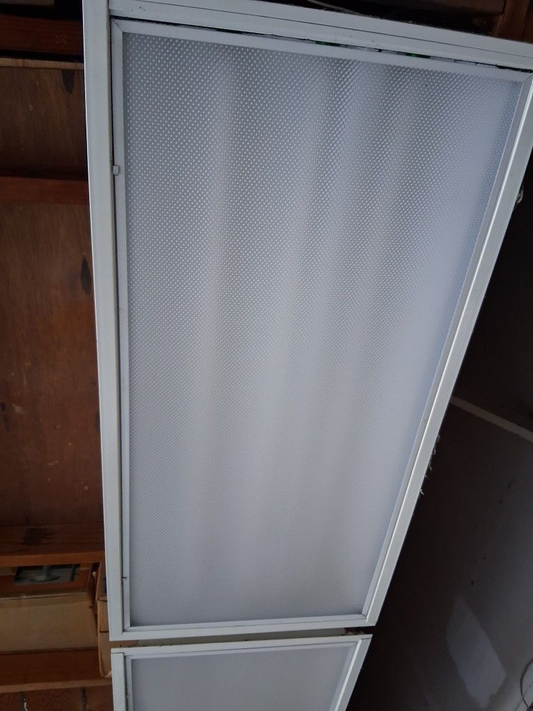 New In Box Metalux Fluorescent Cooper Lighting Fixture