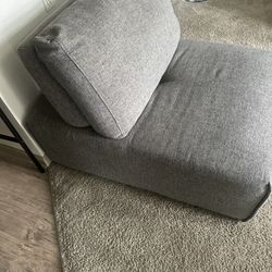 Modern Gray Lounge Chair – Comfortable, Stylish, Must Go Today! 