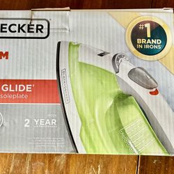 New Black And Decker Iron 