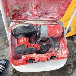 milwaukee corded orbital sander used