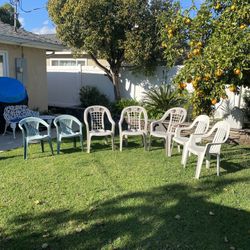 7 Plastic Stackable Chair Set