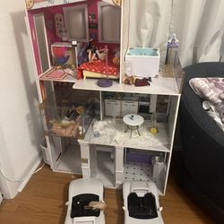 Rainbow House With Closet Apart, 2 Cars & 3 Dolls 