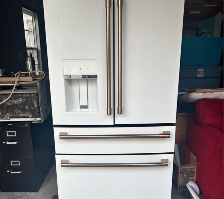 Cafe Refrigerator-28 CU .ft . French Door
