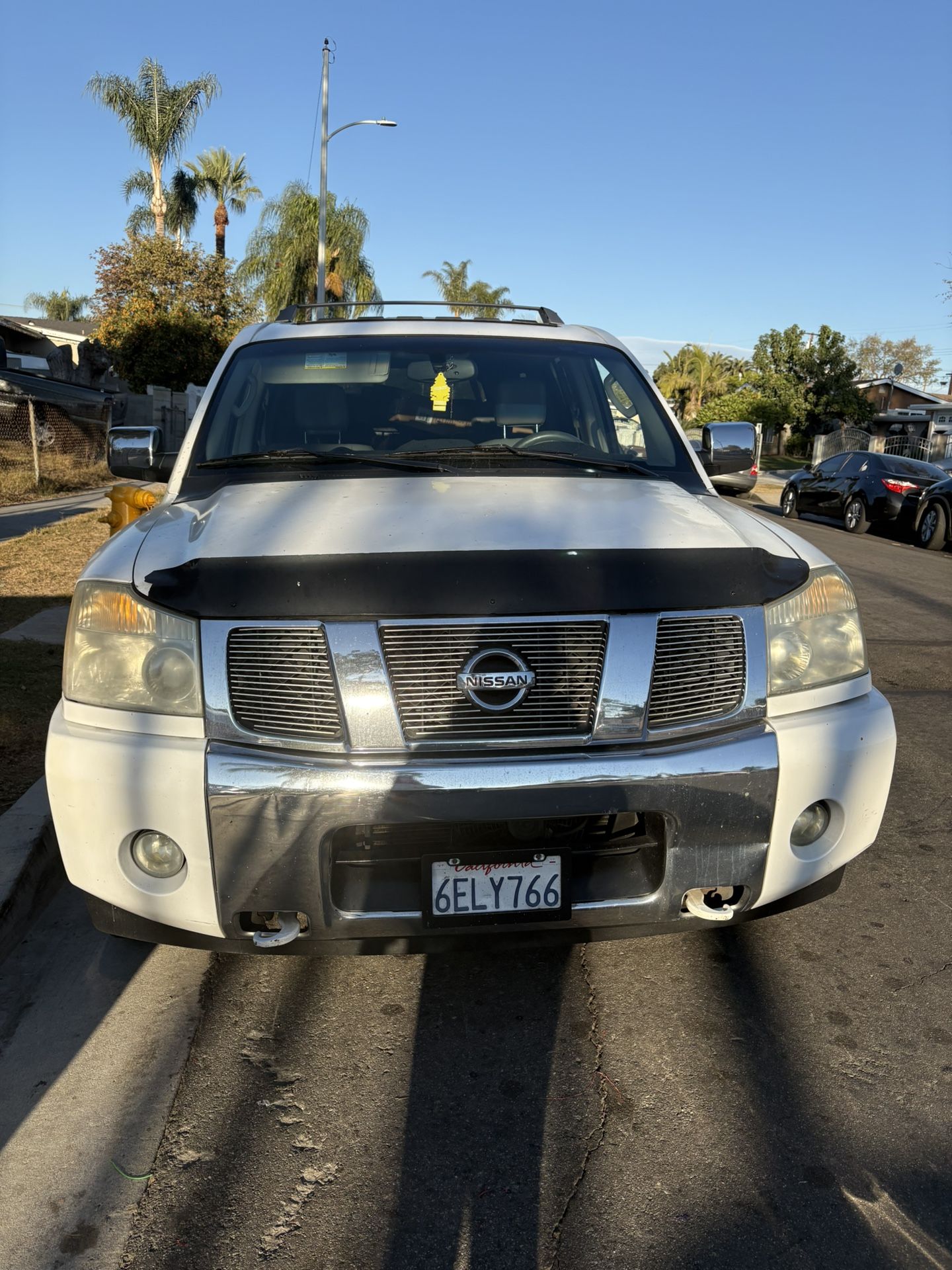 2004 Nissan Armada