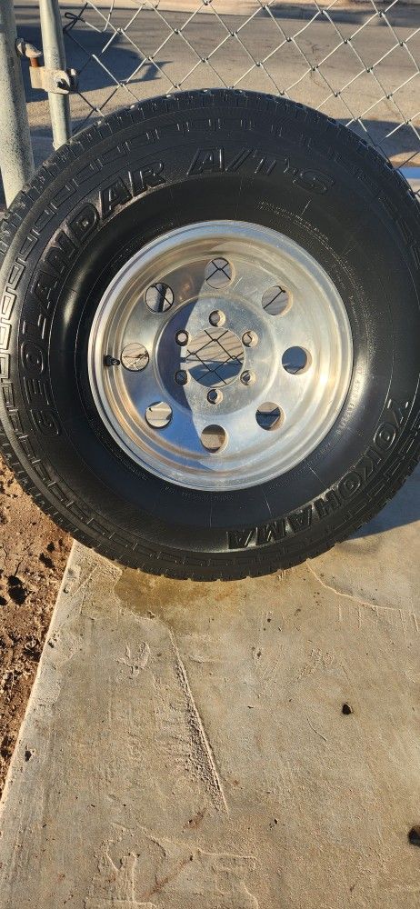 16's Chevy 6 lug Rims (Tires included)