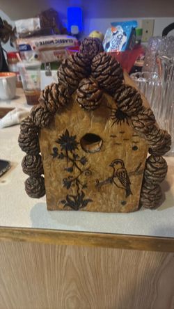 Bird house