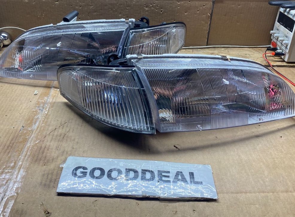 #216 Fit 98-99 Mazda 626 Chrome Housing Clear Headlights Light Lamp