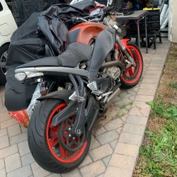 2007 Buell Xb 12 Sx  Harley Davidson  Vtwin 1200 Cc  Parting Out . 