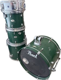 Pearl forum drum set 5 piece