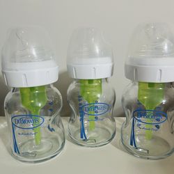 🍼 Dr. Brown’s Glass Baby Bottles (Set of 3) – Anti-Colic