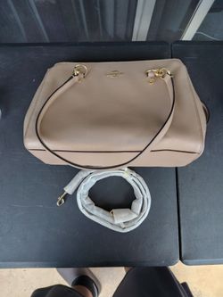 Coach Etta Carryall