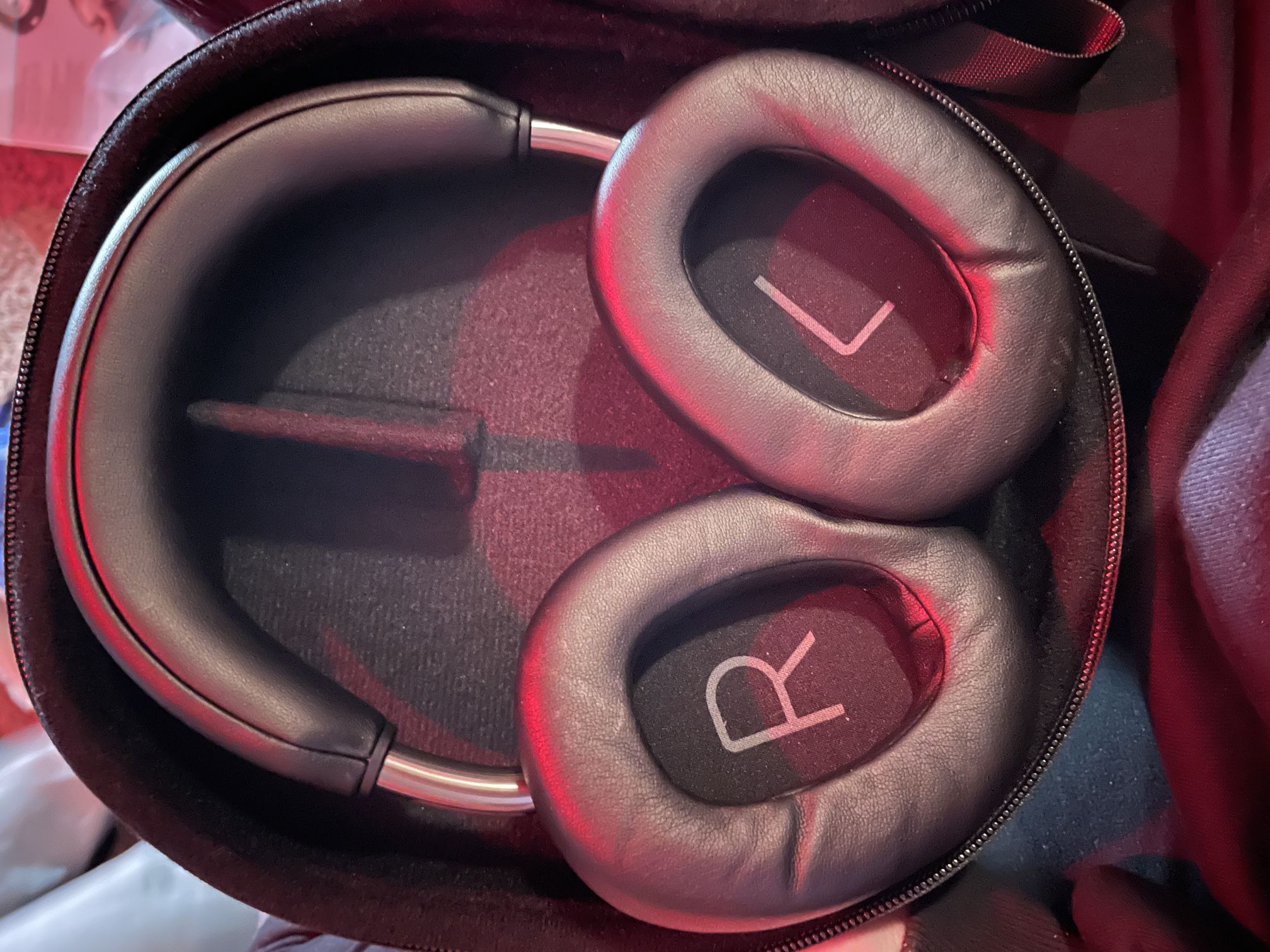 Sharper Image Soundhaven ANC Bluetooth Headphonesu for Sale in Puyallup