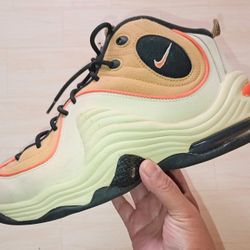 Men's Size 10 Nike Penny 2 Wheat Gold