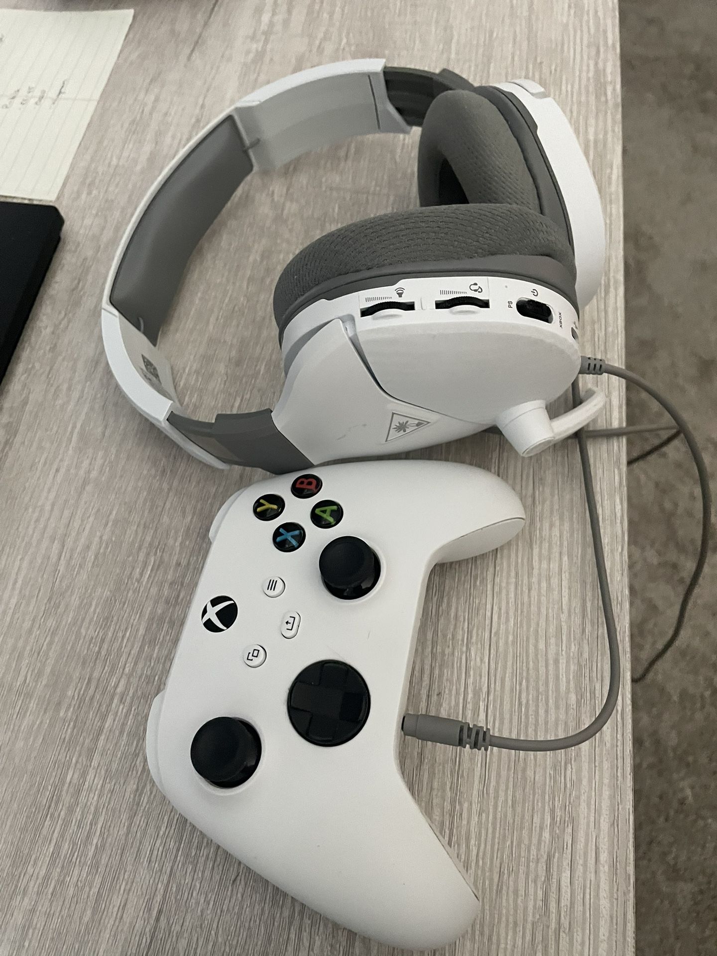 Xbox Series S 2 TB w/ Gaming Monitor, LED Lights And More