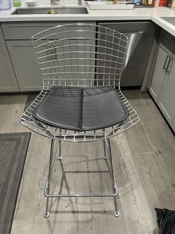 Knoll Bertoia stool, bar height. 