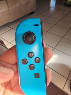 Nintendo switch remote control Para  partes  le falta un boton