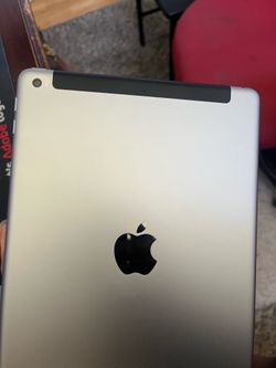 iPad gen 6 .cellular +wifi