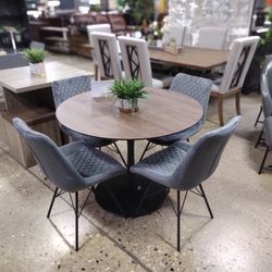 Mid Century Modern Style Dining Set (New )
