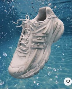 Pharrell Williams x adidas Adistar Jellfish Core White - Size 11