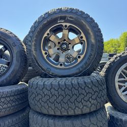 WHEELS FUEL 18x9 TOYOTA CHEVY 6x5.5