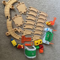 Fisher Price GeoTrax Train Track Set