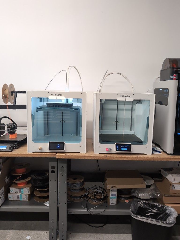 2x Ultimaker S5 Dual Nozzle 3D Printers