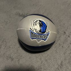 Dallas Mavericks Stuffed Toy Ball