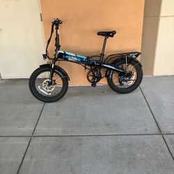 Lectric 3.0 E Bike New  Still Under Warranty 