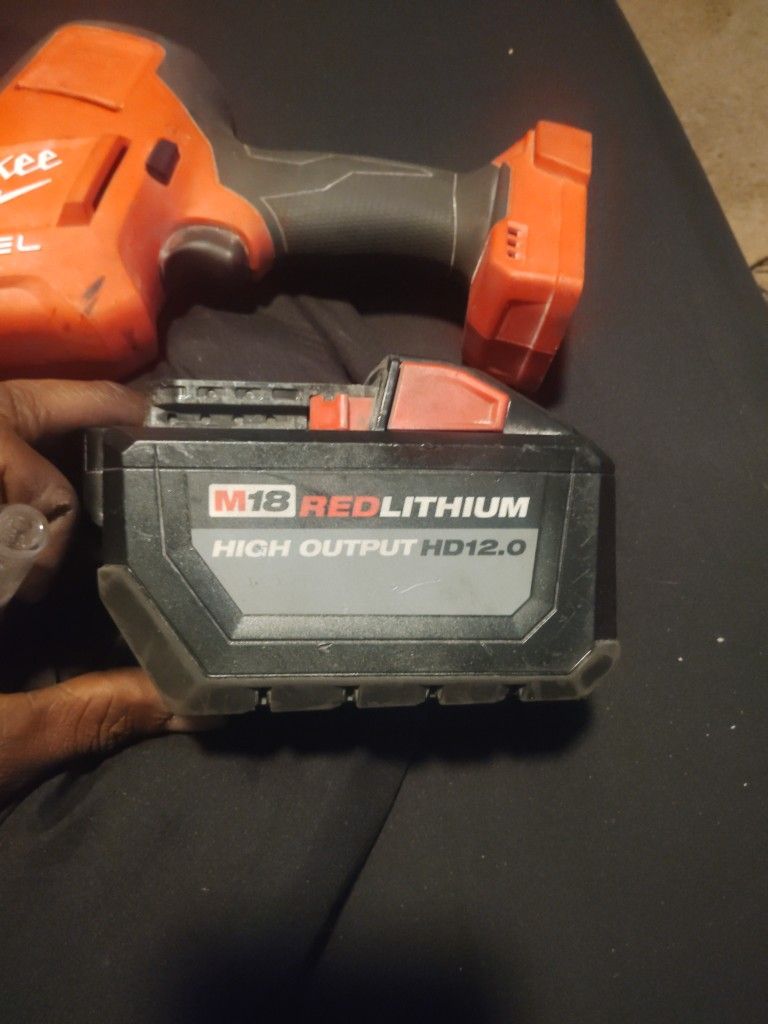 Milwaukee Hackzall