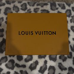 LV trainers 