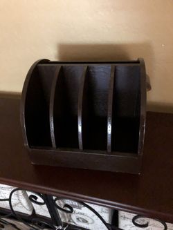 Desk organizer