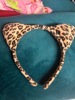 Cheetah ears