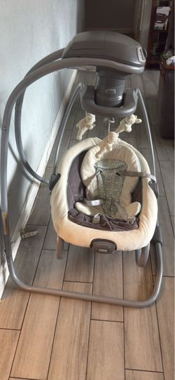 Baby swing
