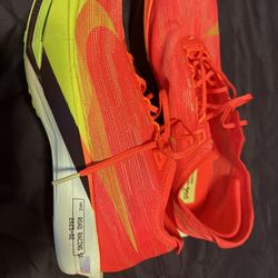 NIKE ZOOMX STREAKFLY 