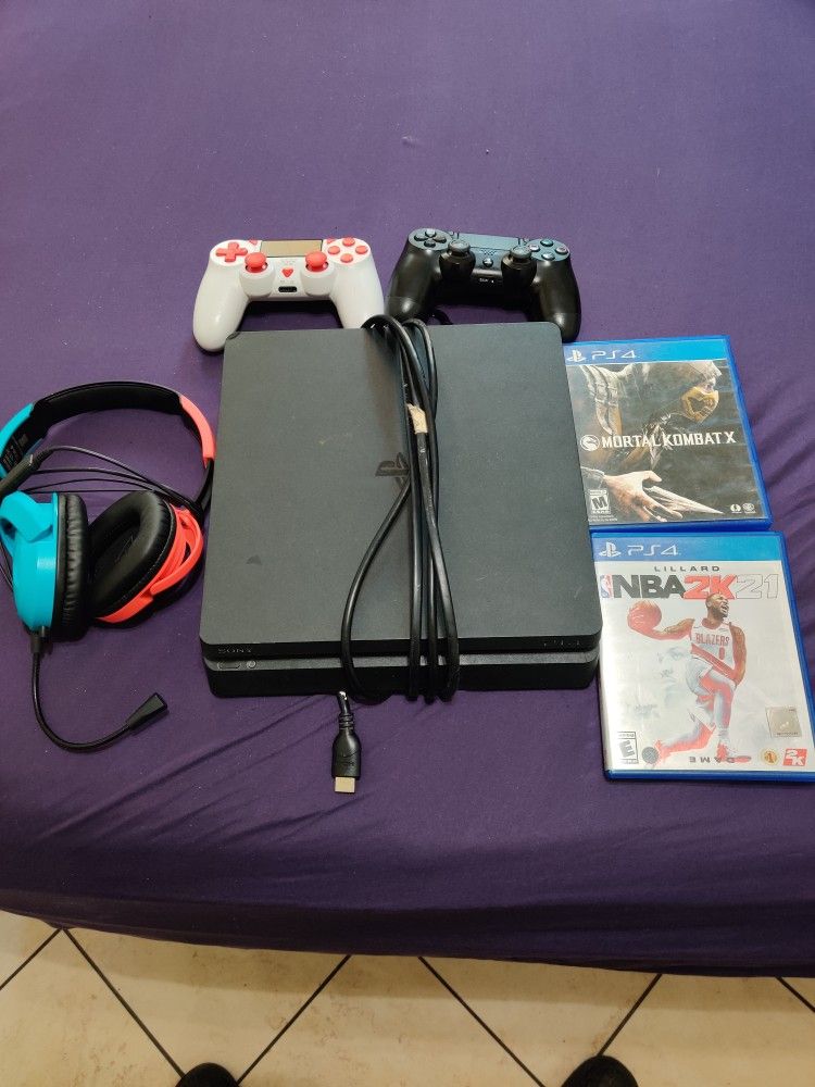 PS4 Slim 1TB With Extras