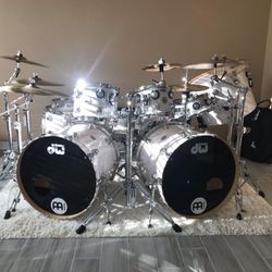 DW Collector's Series Custom 10-piece Maple Shell Pack - Played by Thomas Lang!  