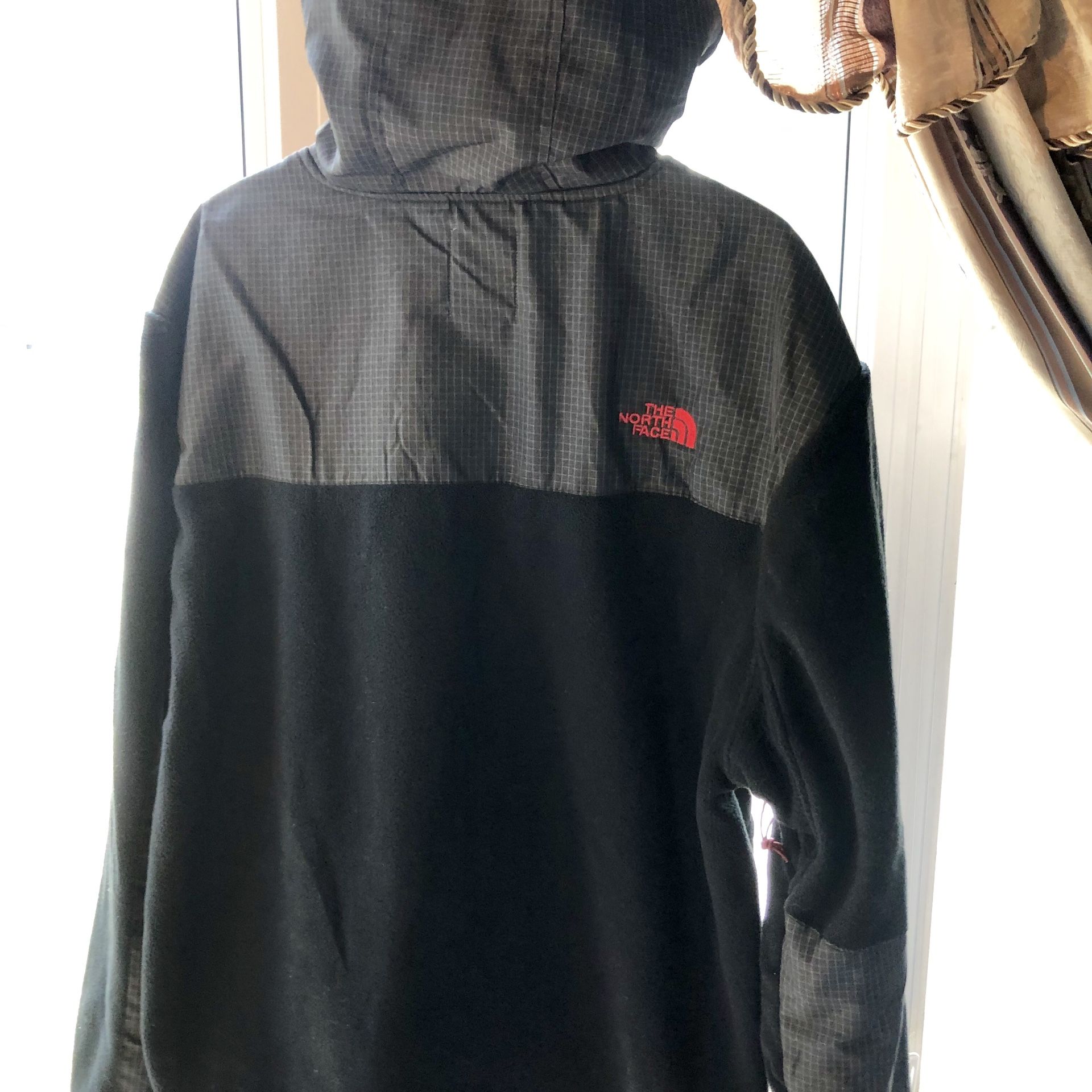 North face fleece with hoodie