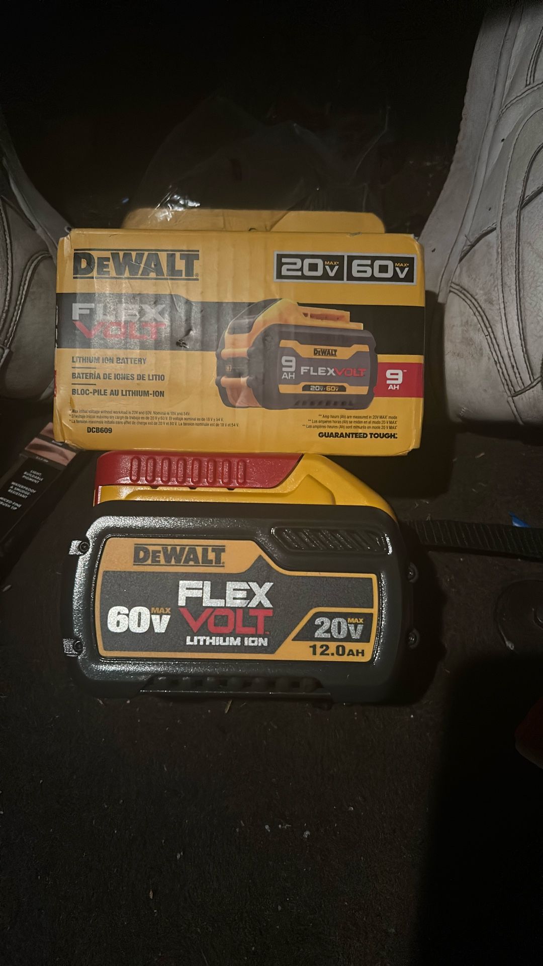 DeWalt FLEXVOLT 12.0 And 9.0 Batteries 