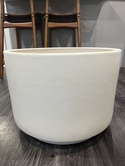 16” Diameter Ceramic Planter Pot